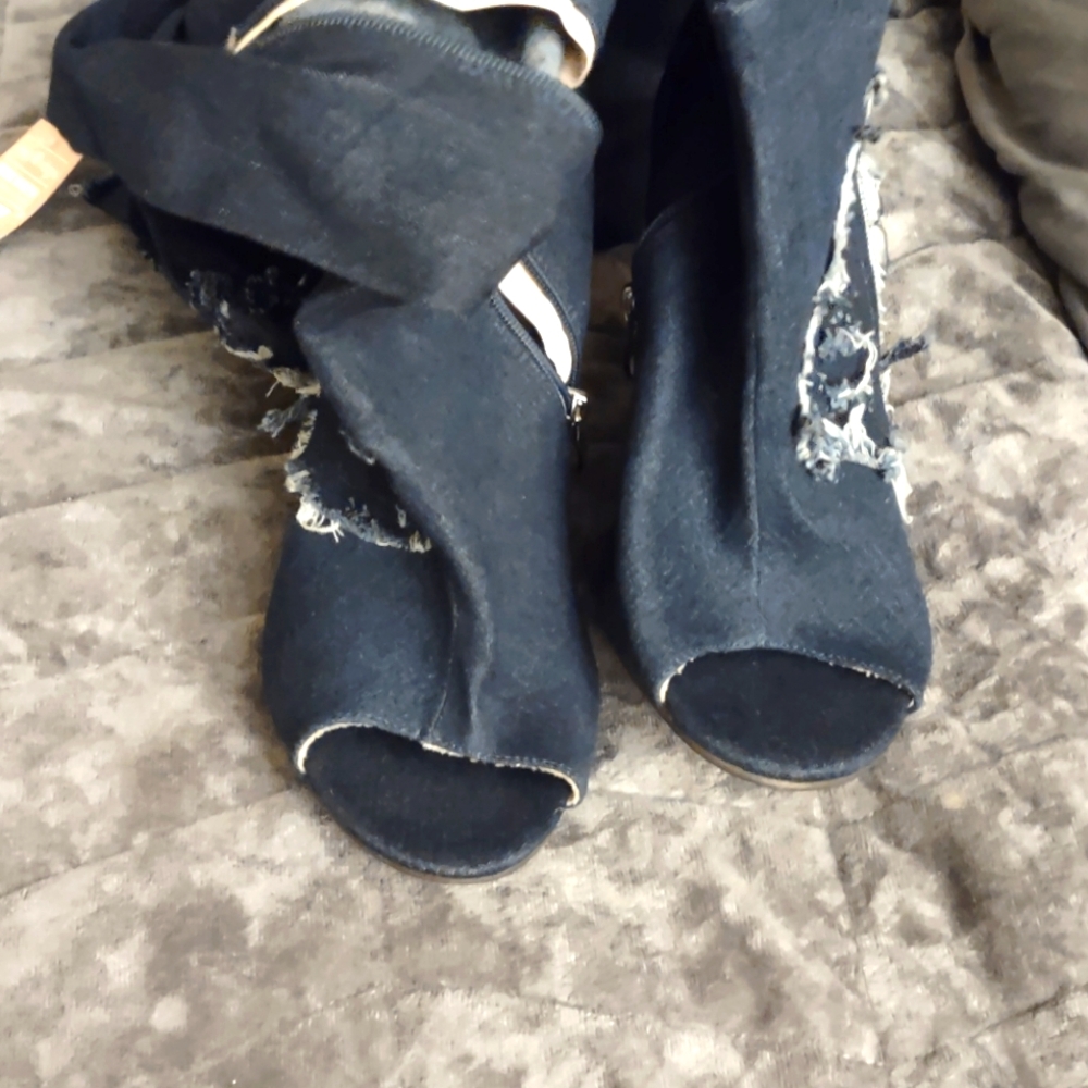 Disturbia Blue Jean Platform Shoes Size 10